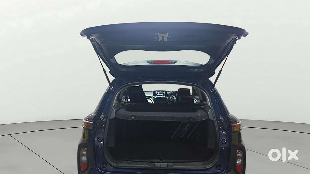 Maruti Suzuki Grand Vitara 1.5 Alpha Smart Hybrid At, 2024, Petrol