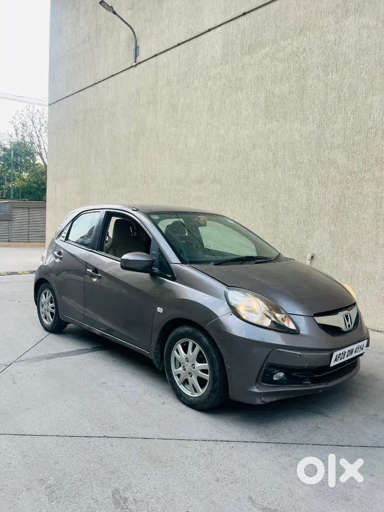 Honda Brio 2014 Petrol Well Maintained