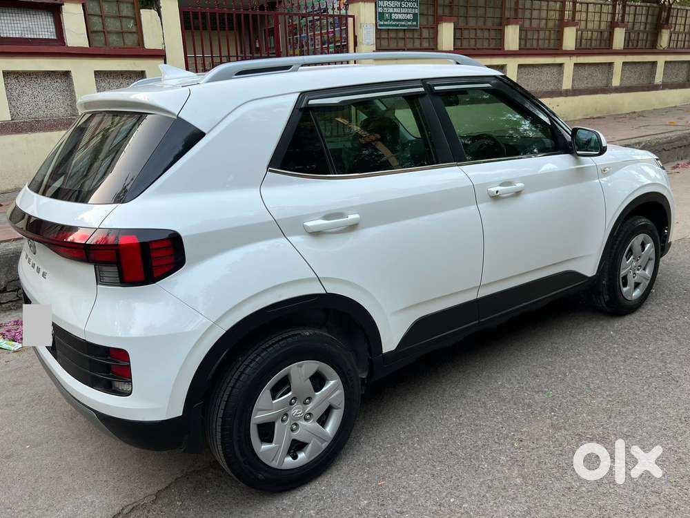 Hyundai Venue S 1.2 Petrol, 2022, Petrol