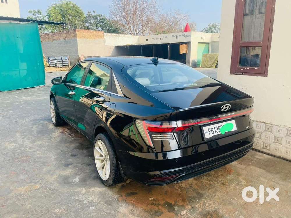 Hyundai Verna 2023 Petrol 35000 Km Drivenall Original