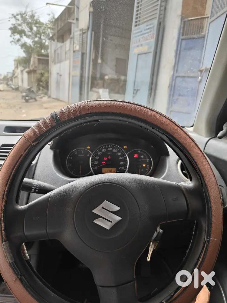 Maruti Suzuki Swift 2011 Diesel Manual Second Owner