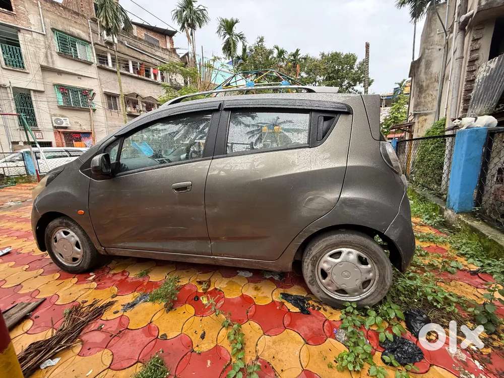 Chevrolet Beat Lt Petrol Top Modal 2013