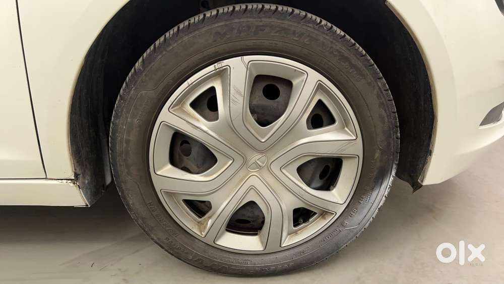 Tata Altroz 1.2 Xm Plus, 2022, Petrol