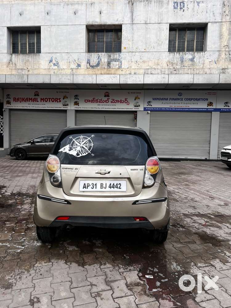 Chevrolet Beat Petrol 2010