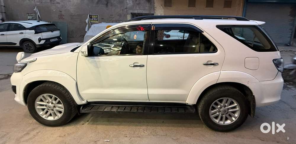 Toyota Fortuner Diesel 2014