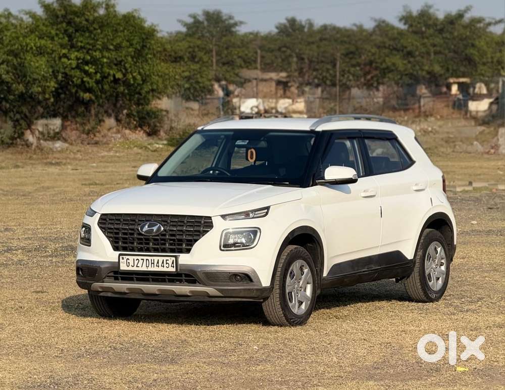 Hyundai Venue 1.2 S Plus, 2020, Petrol