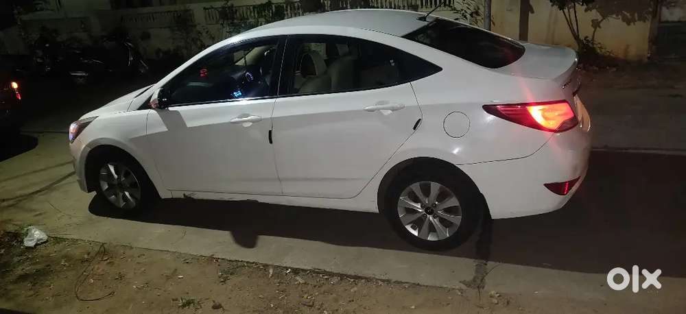 Hyundai Verna Fluidic At 2016 Model