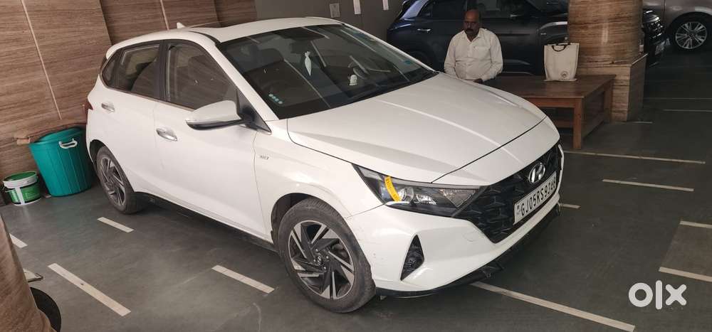 Hyundai New I20 1.2 Asta (o) Ivt, 2022, Petrol