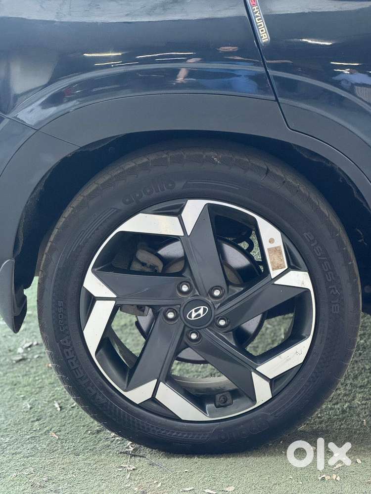 Hyundai Alcazar 2.0 Signature (o) Petrol At 7 Str, 2022, Petrol