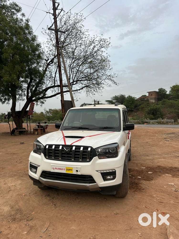 Mahindra Scorpio Classic 2000