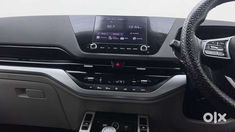 Kia Carens 1.4 Prestige Plus Turbo 7 Str, 2022, Petrol