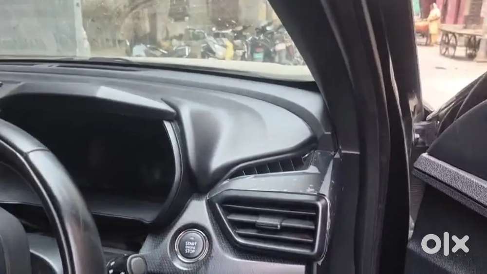 Tata Safari Dark 2024