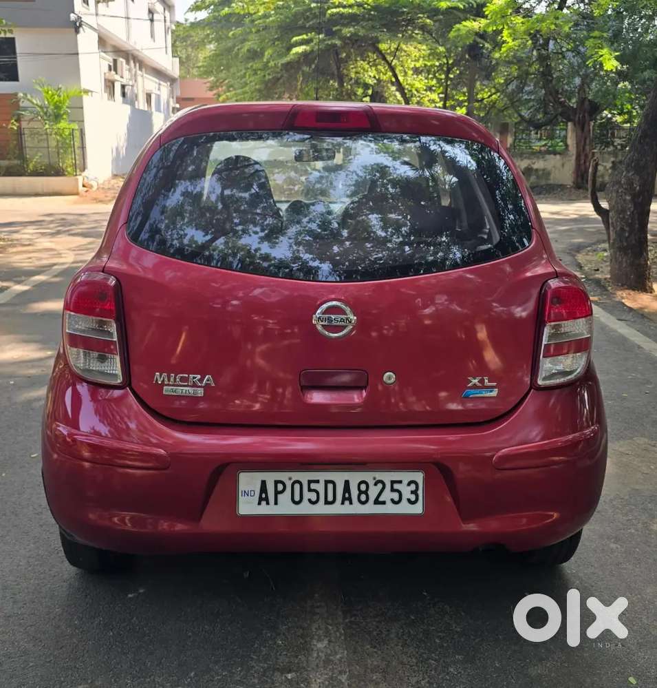 Nissan Micra 2014 Petrol 95000 Km Driven