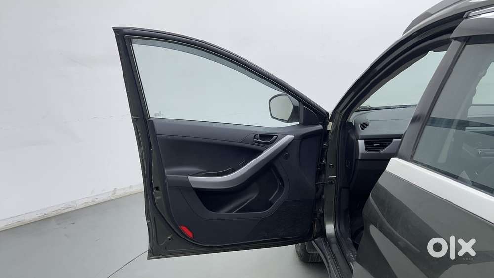 Tata Nexon 1.5 Revotorq Xma Amt (s), 2022, Diesel