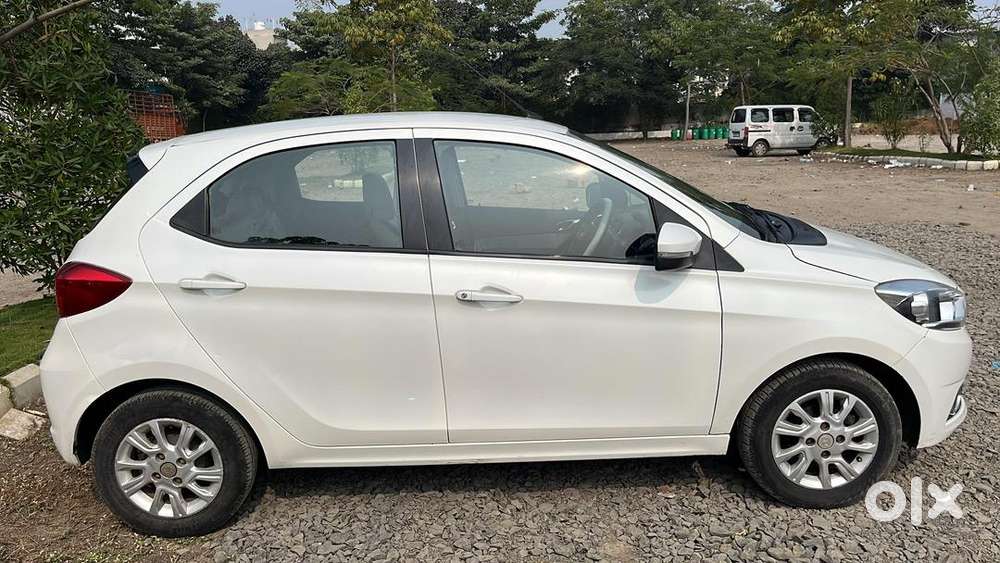 Tata Tiago 2017 Petrol 31000 Km Driven