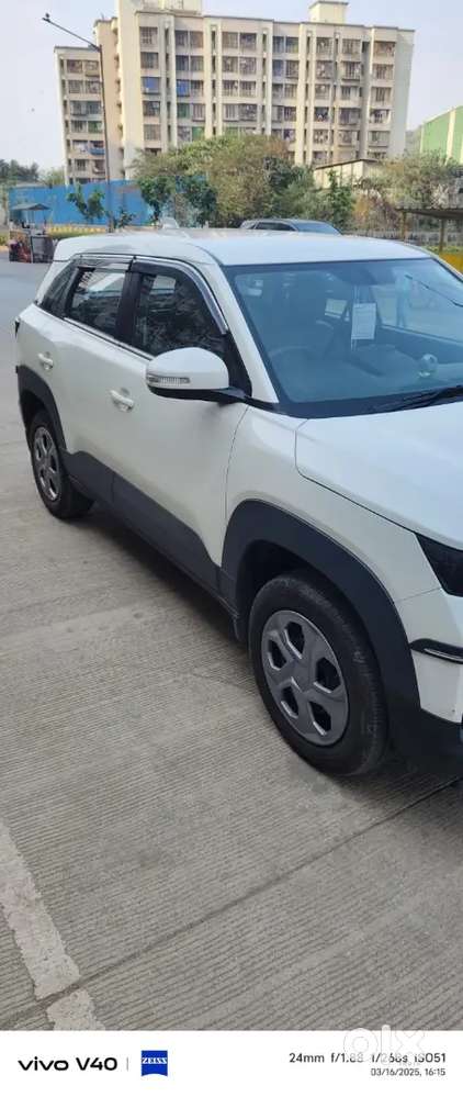 Maruti Suzuki Brezza Lxi (0) 2024