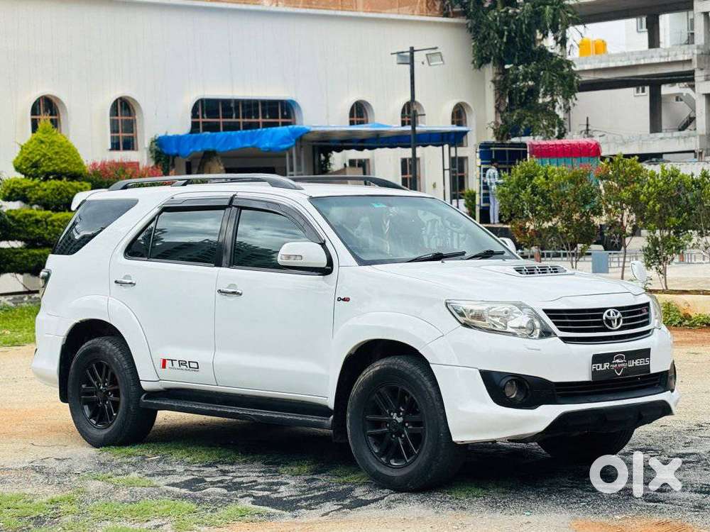 Toyota Fortuner 3.0 4x4 Manual, 2014, Diesel