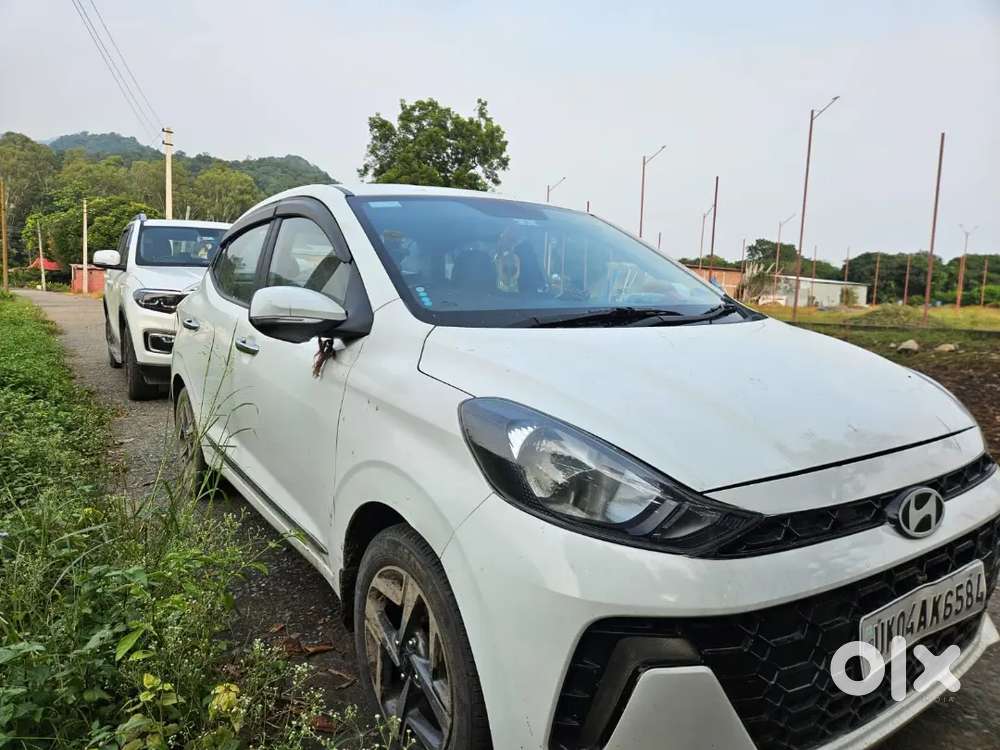 Hyundai Aura 2023 Cng