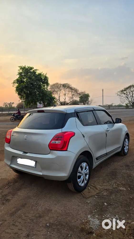Maruti Suzuki Swift Vxi 2018