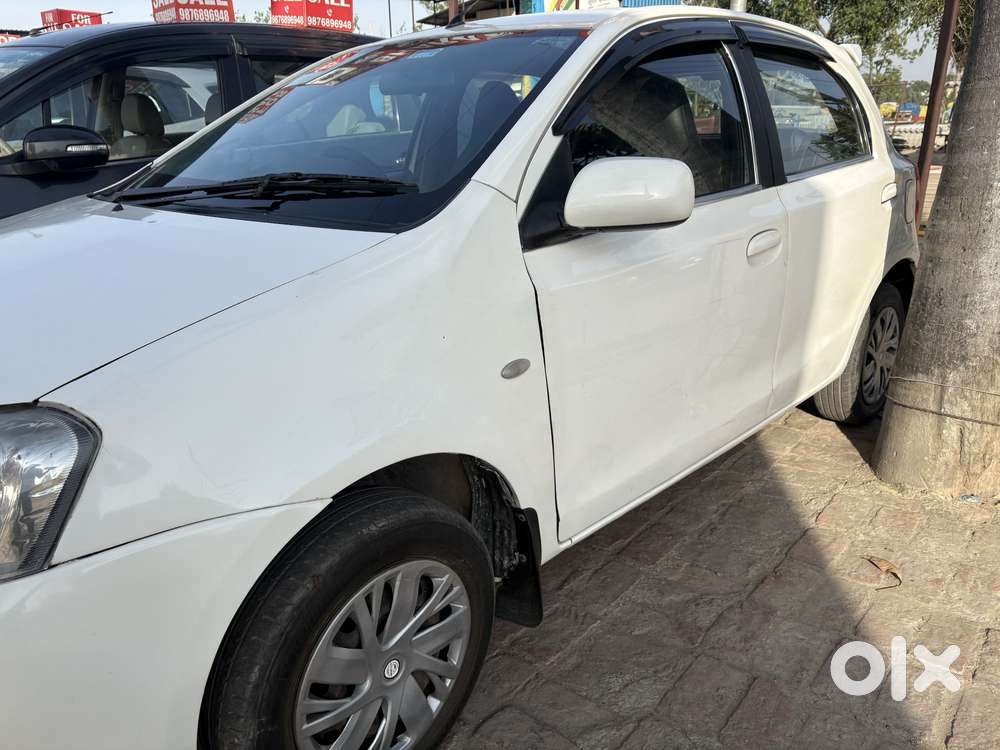 Toyota Etios Liva 2013-2014 V, 2011, Cng & Hybrids