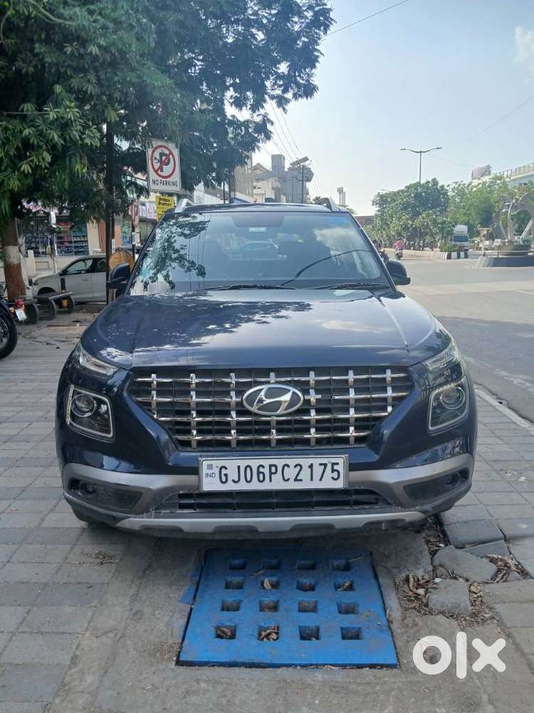 Hyundai Venue 1.0 Sx Turbo Dct, 2020, Petrol