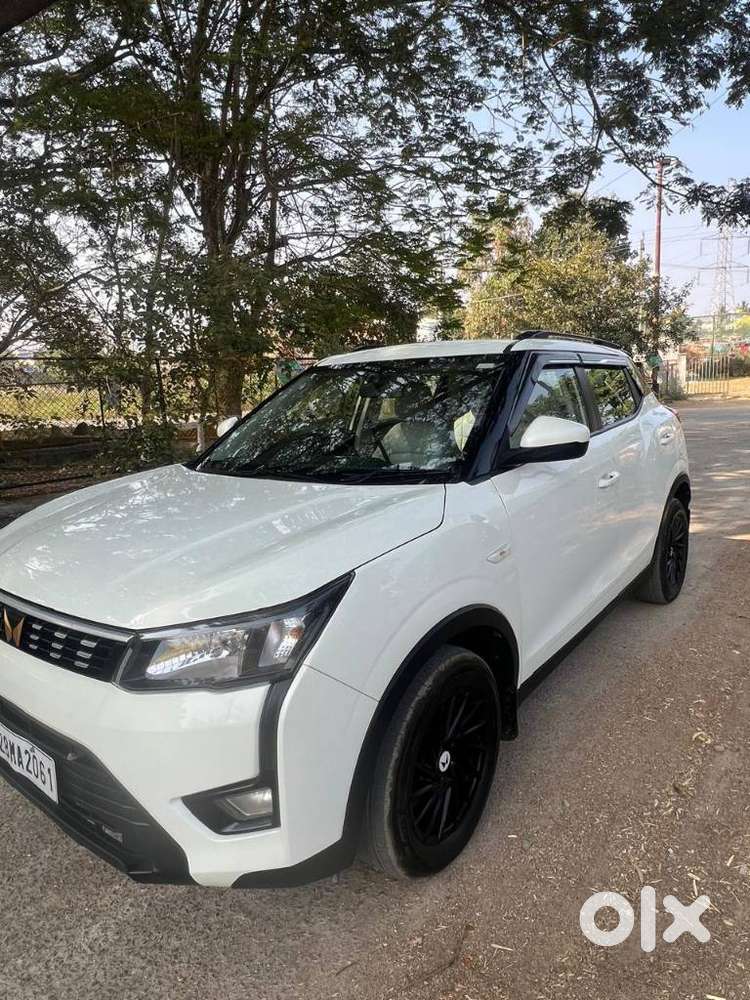 Mahindra Xuv300 W6 Diesel, 2023, Diesel