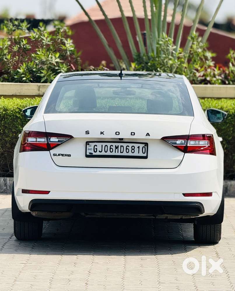 Skoda Superb 2.0 L&k Tsi At, 2018, Petrol