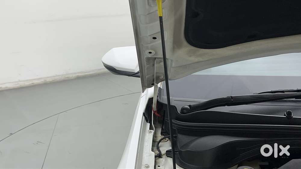 Hyundai Verna 1.5 Sx (o) Turbo Petrol Dct, 2023, Petrol