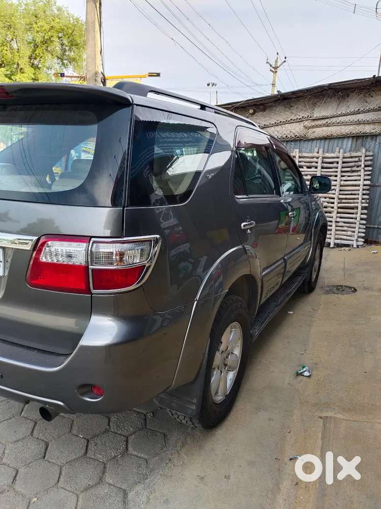 Toyoto Fortuner Diesel Car For Sales