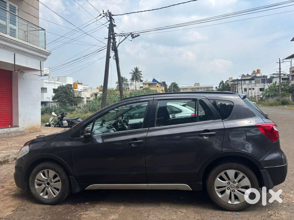 Maruti Suzuki S Cross Diesel Button Start, Model : (december 2015)
