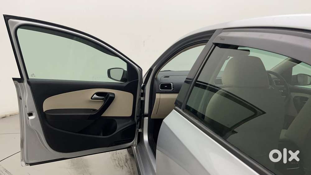 Volkswagen Vento 1.6 Highline, 2021, Petrol