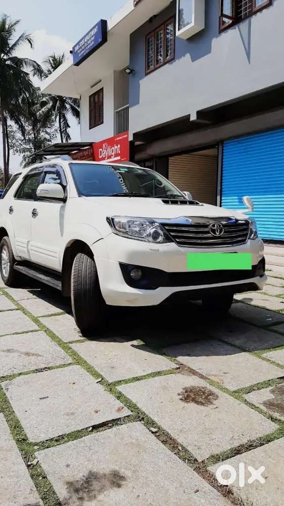Toyota Fortuner Legender 2014
