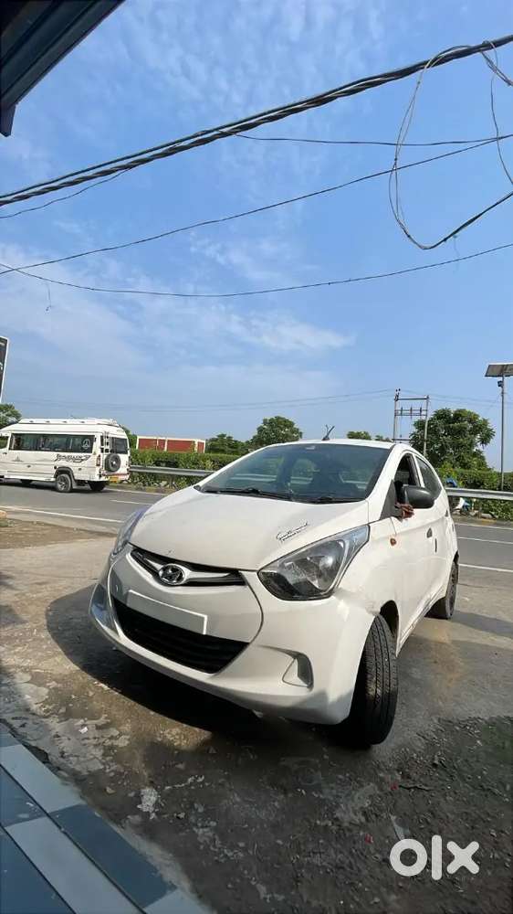 Hyundai Eon Magna 2013 Car