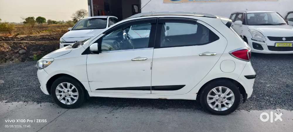 Tata Tiago Revotron 2018
