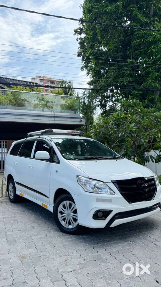 Toyota Innova Diesel 2012