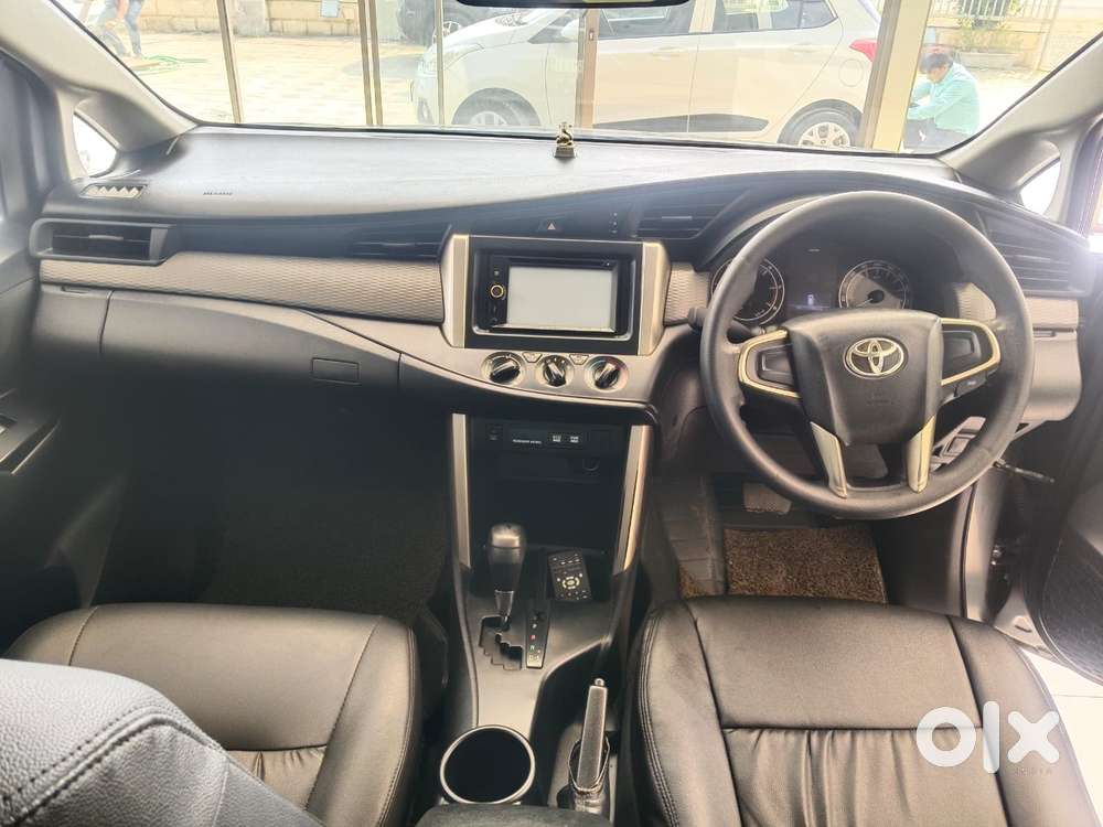 Toyota Innova Crysta 2.8 Gx At, 2017, Diesel