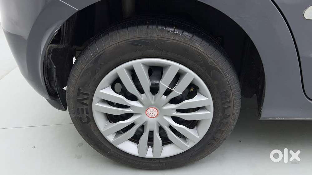 Ford Figo Ambiente, 2015, Petrol