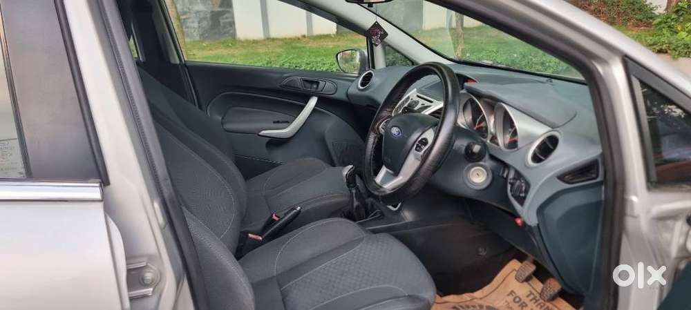 Ford Fiesta Petrol Titanium, 2011, Petrol