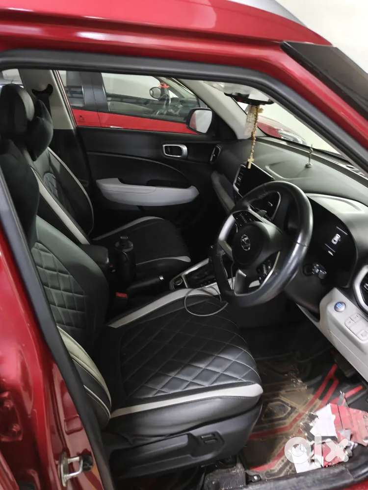Hyundai Venue Sx(o) Dct Dual Tone – 2023 Model – Excellent Condition