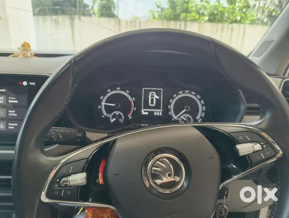 Skoda Kushaq 2025 Petrol 24500 Km Driven For Sell