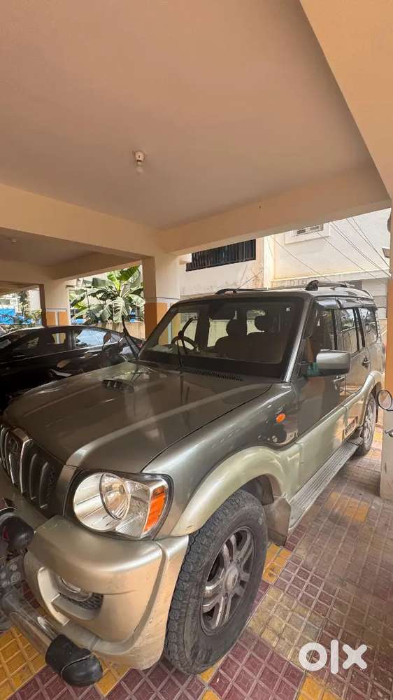 Mahindra Scorpio 2014 Diesel 140000 Km Driven