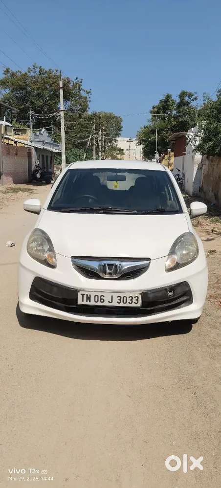 Honda Brio 213 Petrol Well Maintained Showroom Condition