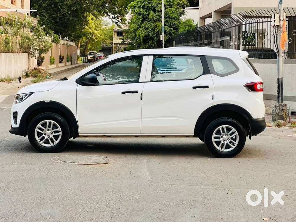 Renault Triber Rxl, 2024, Petrol
