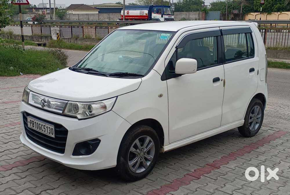 Maruti Suzuki Wagon R Vxi Optional, 2017, Petrol