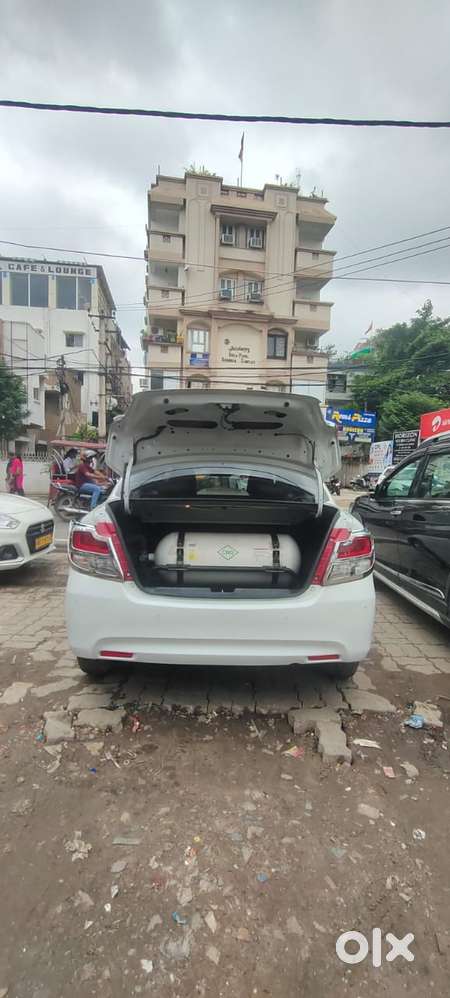 Maruti Suzuki Dzire 1.2 Vxi, 2023, Petrol