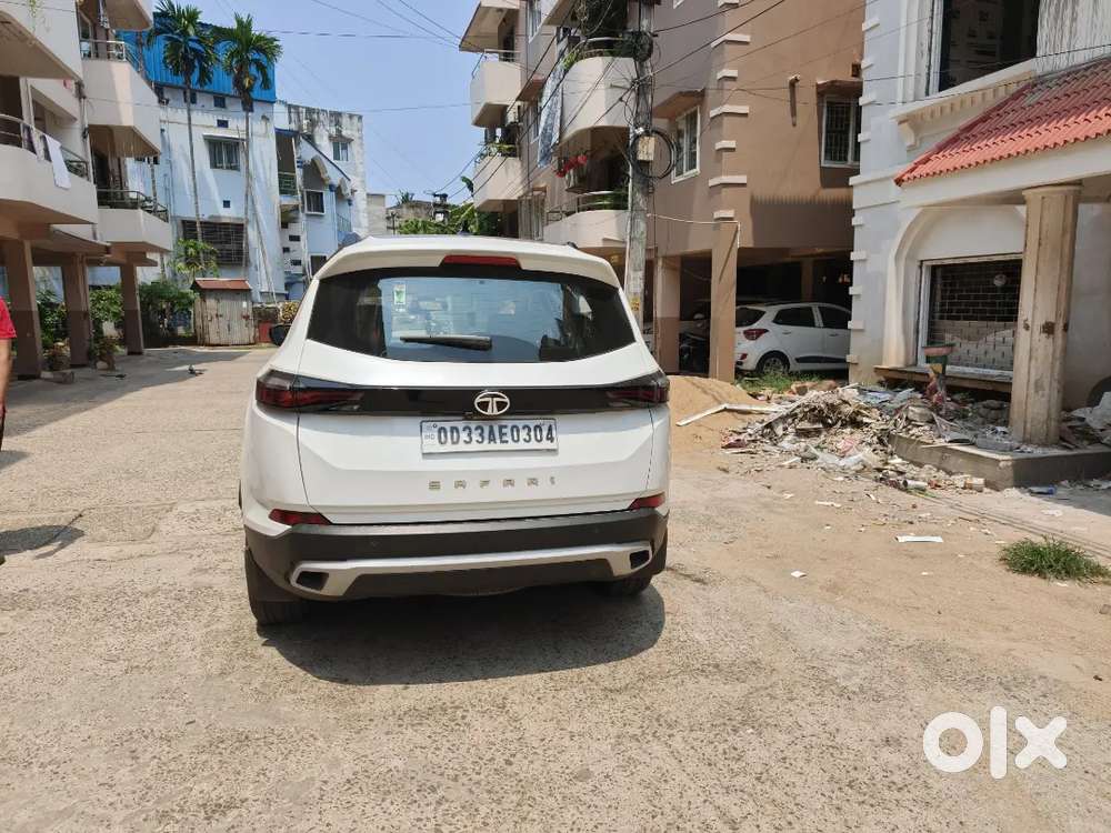 Tata Safai Single Person Driven In A Showroom Condition