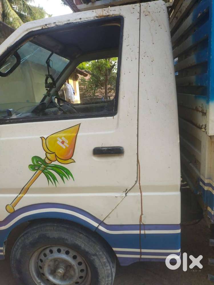 Ashok Layland Dost 2012