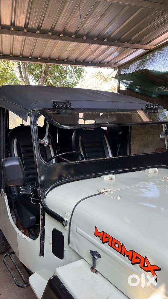 Mahindra Jeep 1996 Diesel Well Maintained