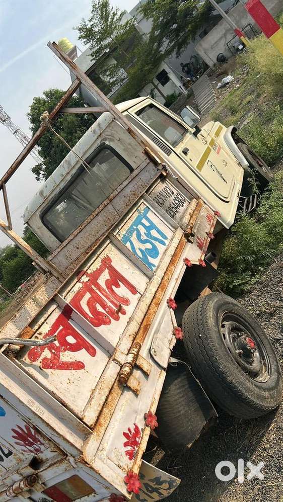 Mahindra Bolero Pik-up 2013 Diesel 50000 Km Driven