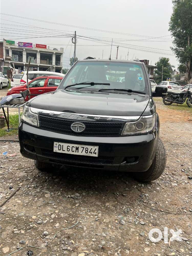2015 Tata Safari Storme, Androide Bass Tube All Tyres New Back Camera